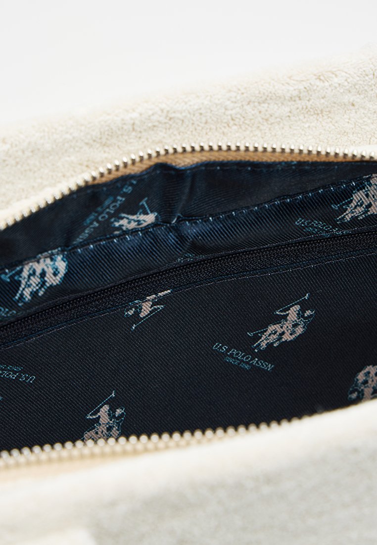 U.S. Polo Assn.