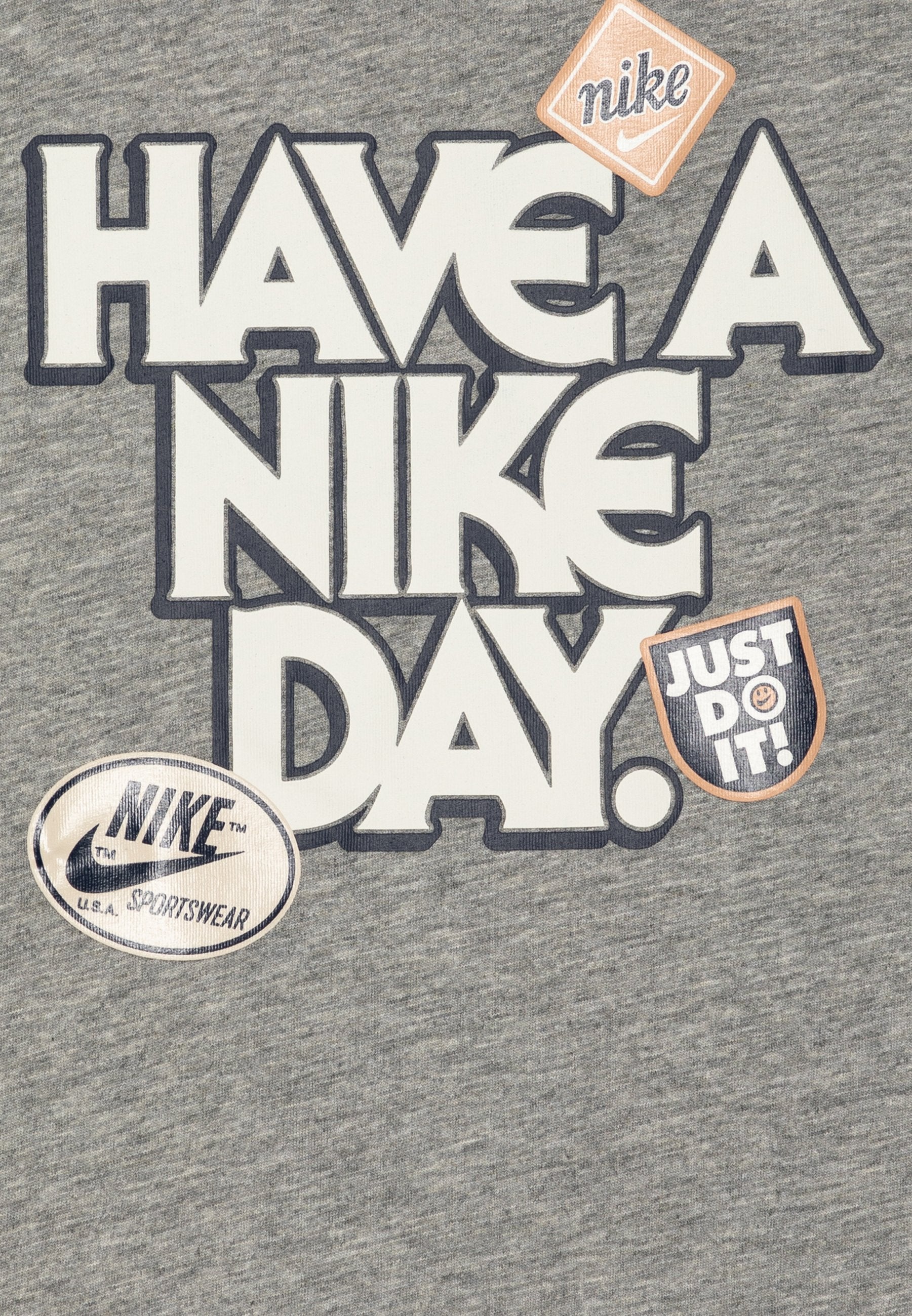 Nike Sportswear TEE PANT SET