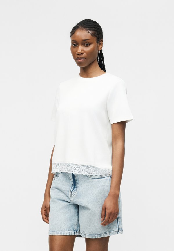 Vero Moda VMMILLE BOXY TEE - Print T-shirt - snow white