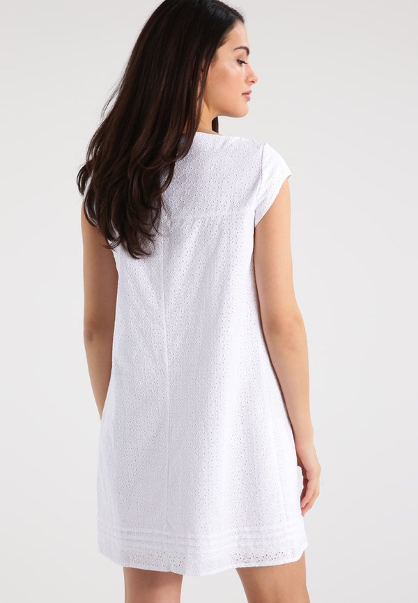Paulina LADY IN WHITE