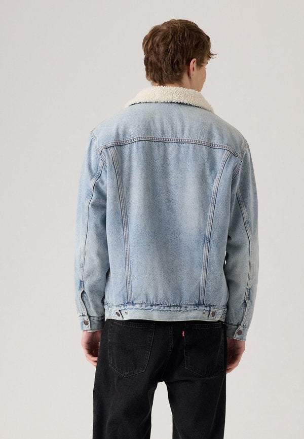 Levi's® RELAXED FIT