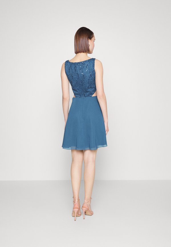Swing COCKTAIL DRESS