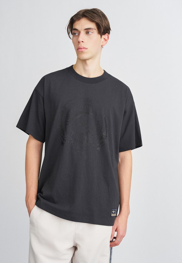 adidas Originals GRAPHIC TEE - Print T-shirt - black