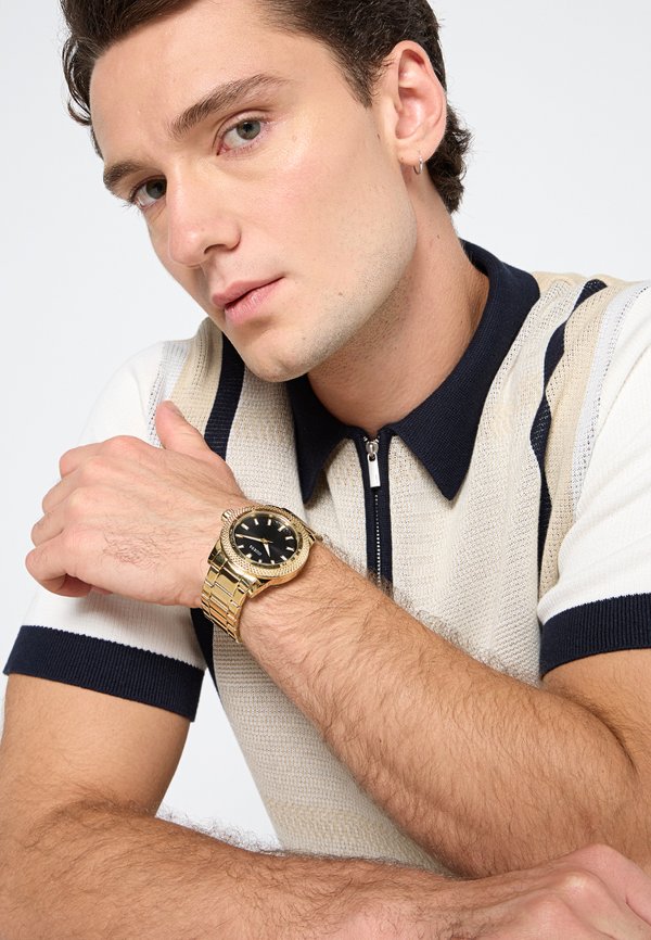 Guess SCOUT