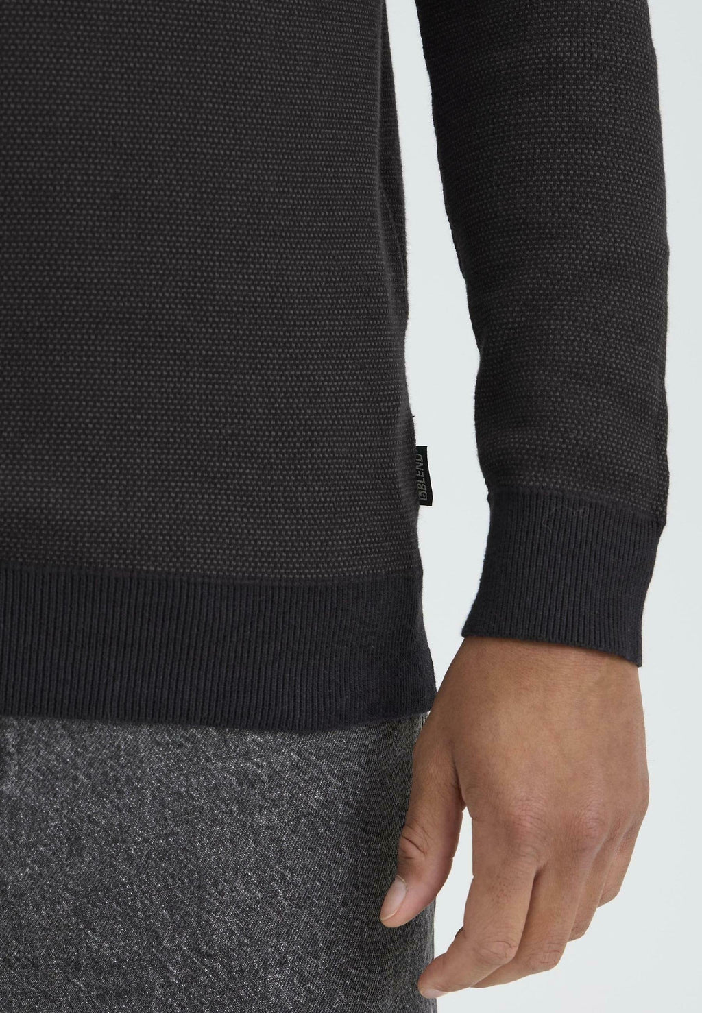 BHBAAL FINE KNIT TROYER Media 6