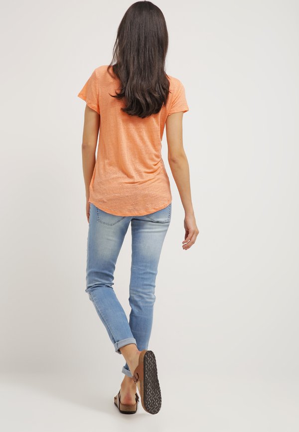 GAP Maternity