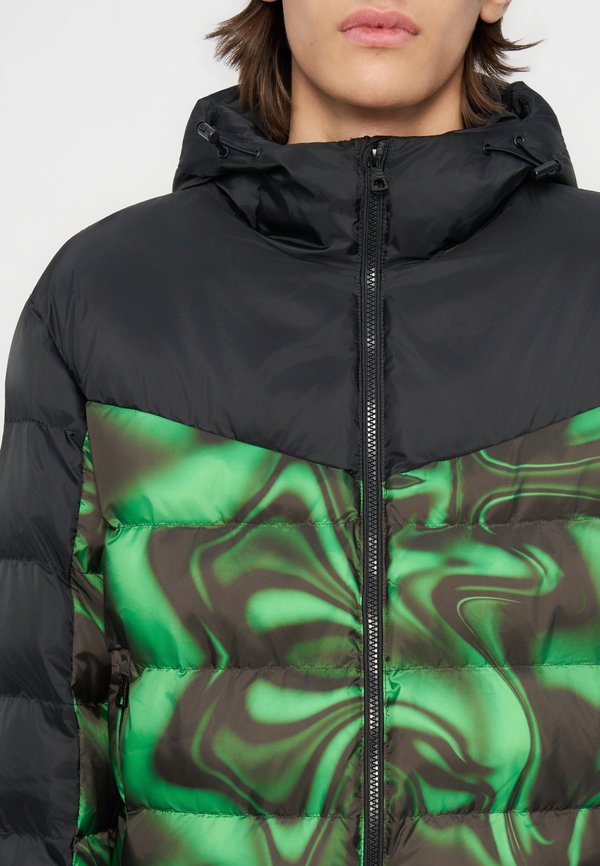 EA7 Emporio Armani