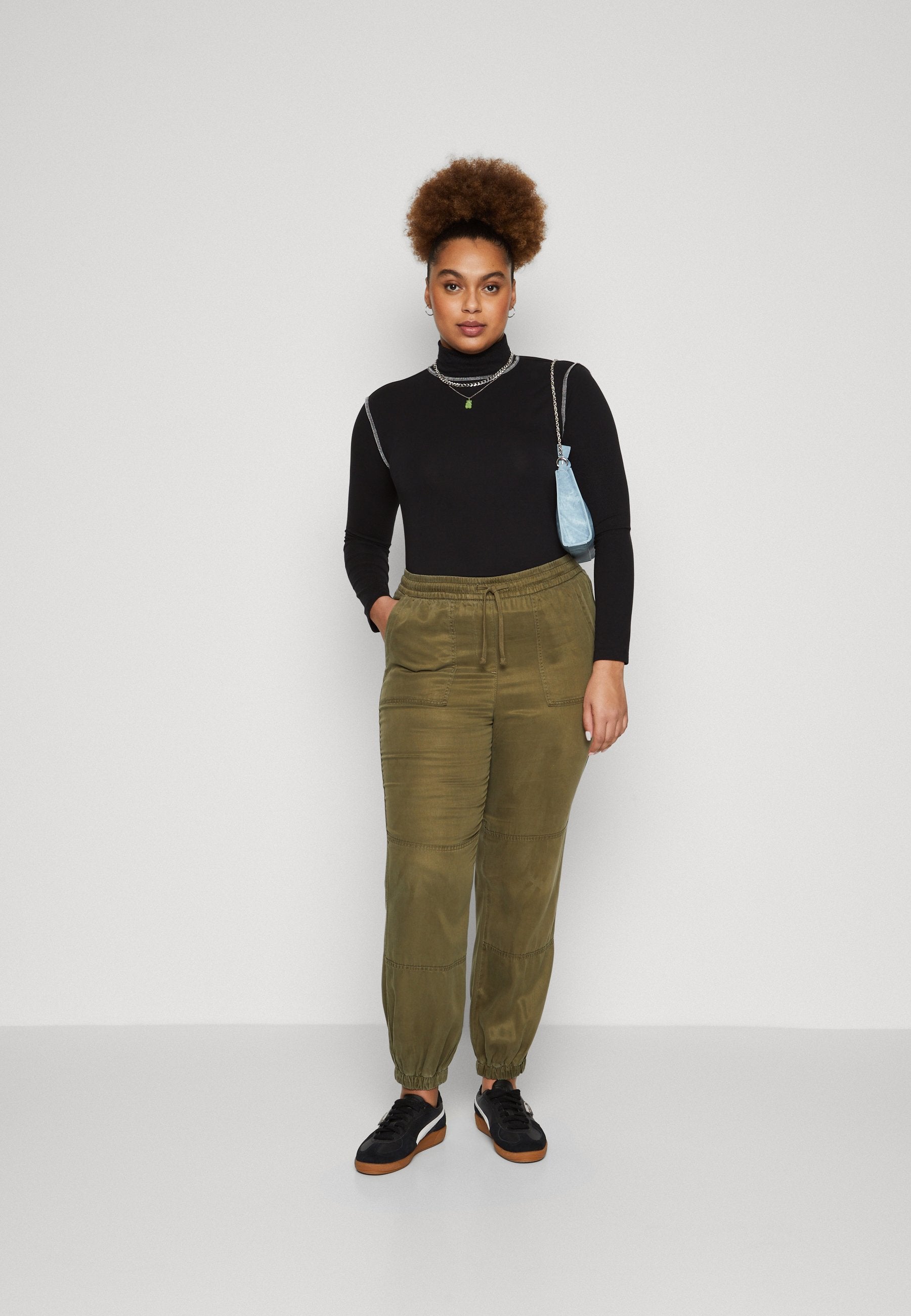 CARKENYA PANTS  Media 2