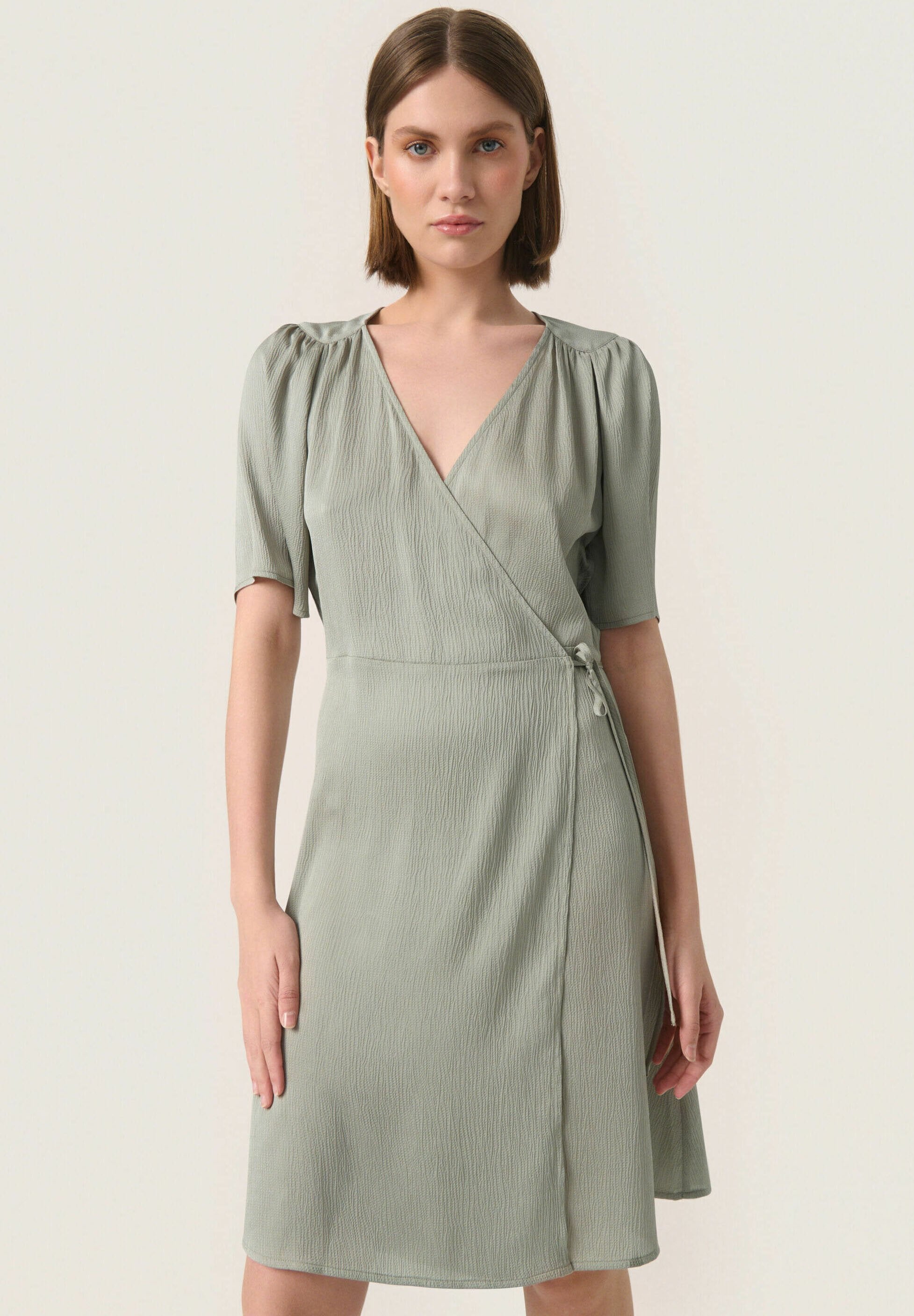 Soaked in Luxury IOANA WRAP