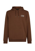 Brauner Kapuzenpullover mit einem weißen Logo auf der oberen linken Seite. Hergestellt aus weichem Stoff mit gerippten Bündchen und Saum.