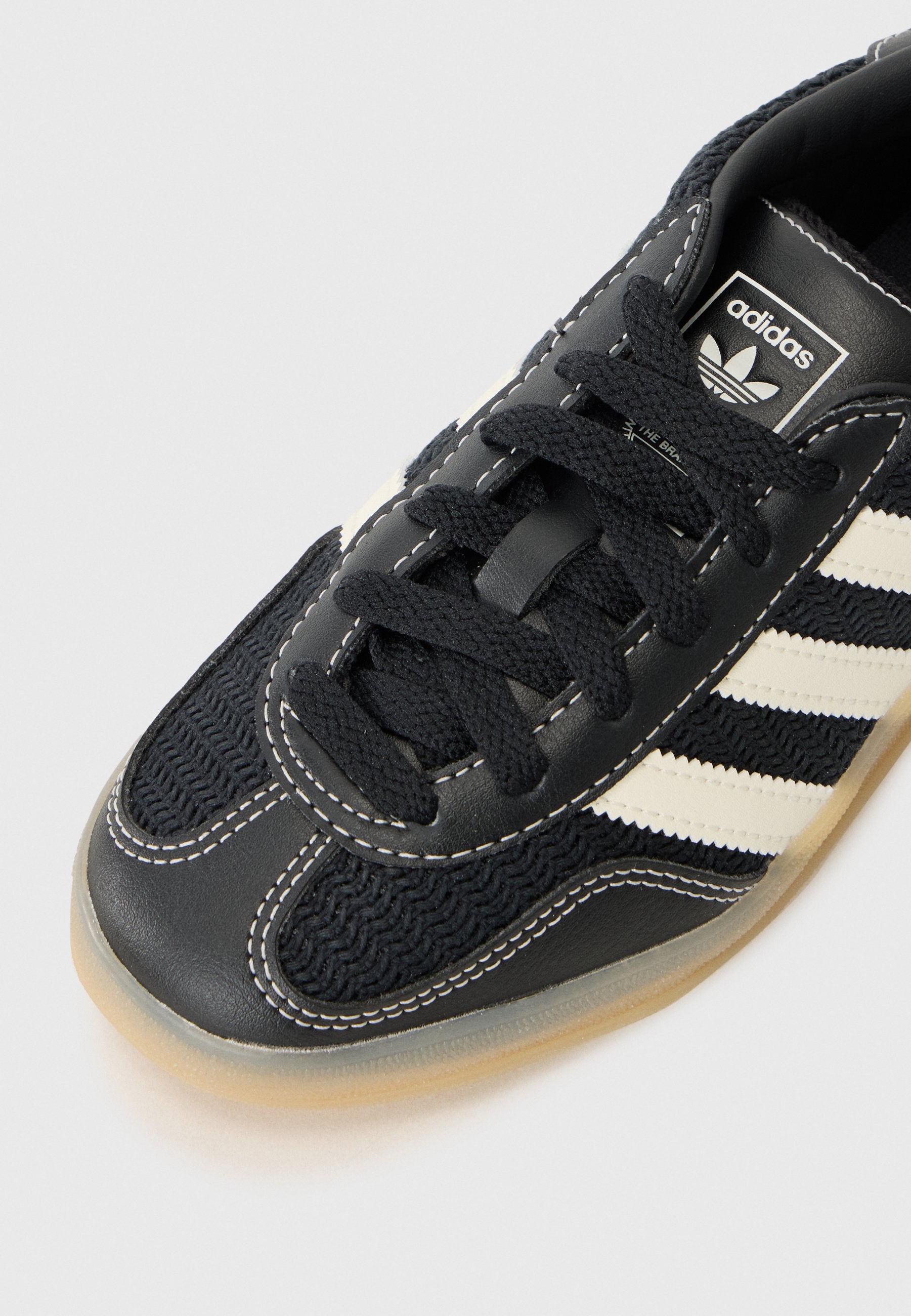 GAZELLE INDOOR UNISEX Media 5