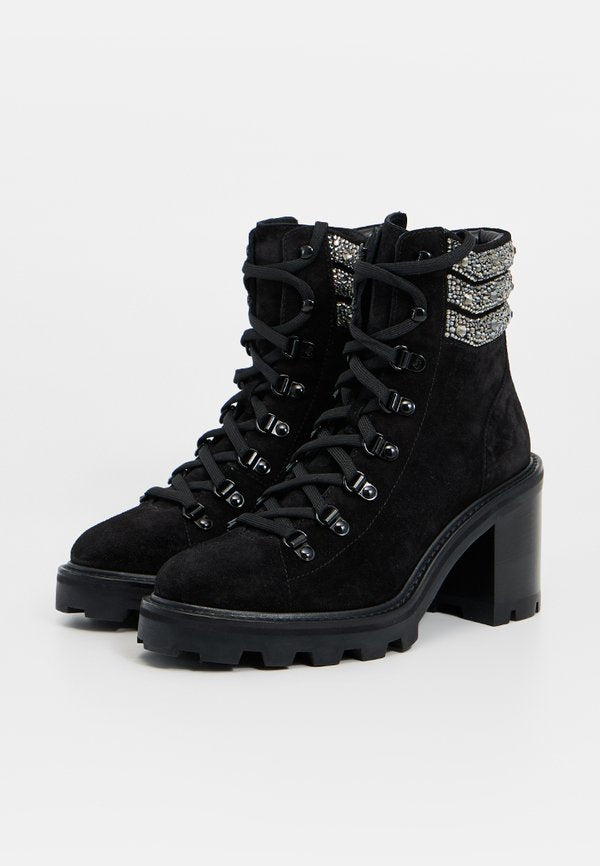 Jimmy Choo ESHE