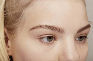 Brow Mascara Make Me Brow 01 Blondy Brows essence