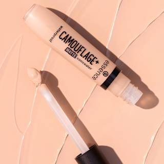 Concealer Camouflage + Matte 130 essence