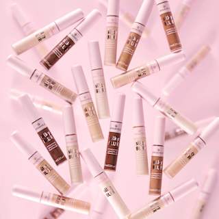 Concealer Silky Blur Hydrating Longwear 150 essence