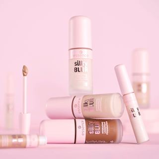 Concealer Silky Blur Hydrating Longwear 150 essence
