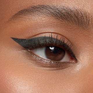 Eyeliner Dip Waterproof 24h Long-Lasting 01 Black essence