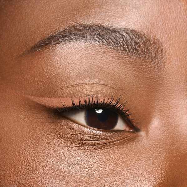 Eyeliner Liquid Colour It! 05 Chocolate Brown essence