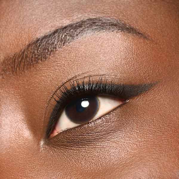 Eyeliner Satin Blend Gel 01 Pure Black essence