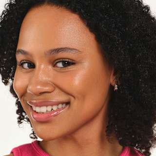 Foundation Silky Blur Hydrating Longwear 185 essence