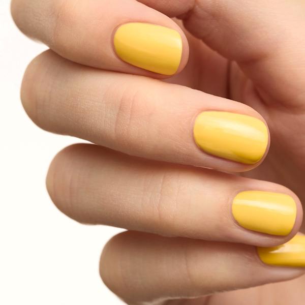 Gel Nagellack 41 Hello Yellow essence