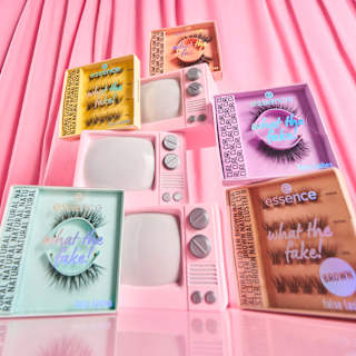 Künstliche Wimpern Set What The Fake 01 essence