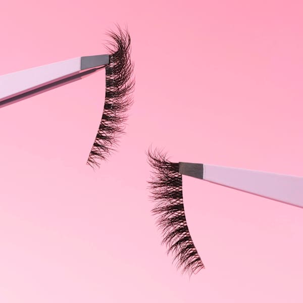 Künstliche Wimpern Set What The Fake 01 essence