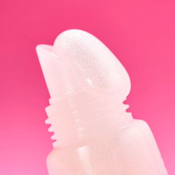 Lipgloss All About That Bow peptide 01 Kiss 'n Bow essence