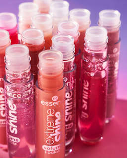 Lipgloss Extreme Shine Volume 10 Sparkling Purple essence