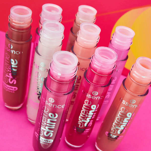 Lipgloss Extreme Shine Volume 17 Mocha Mingle essence