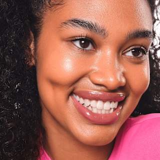 Lipgloss Extreme Shine Volume 17 Mocha Mingle essence