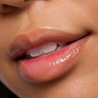 Lipgloss The Super Peptide Glossy Lip Treatment 01 Peptacular essence