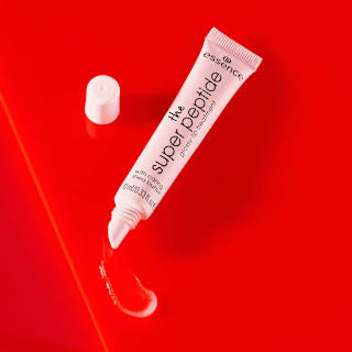 Lipgloss The Super Peptide Glossy Lip Treatment 01 Peptacular essence