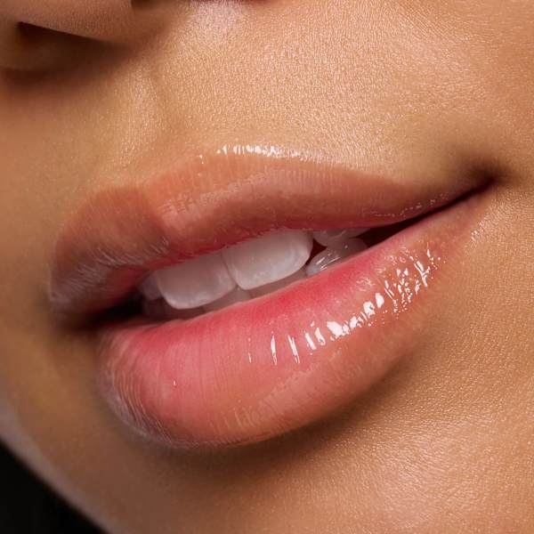 Lipgloss The Super Peptide Glossy Lip Treatment 01 Peptacular essence