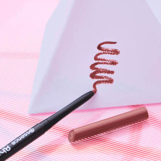 Lipliner 8h Matte Comfort 16 Run, Dont´t Walk essence