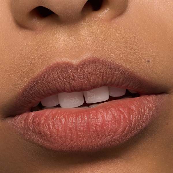 Lipliner 8h Matte Comfort 16 Run, Dont´t Walk essence