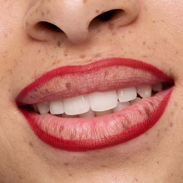 Lipliner 8h Matte Comfort 18 Cherry On Top essence