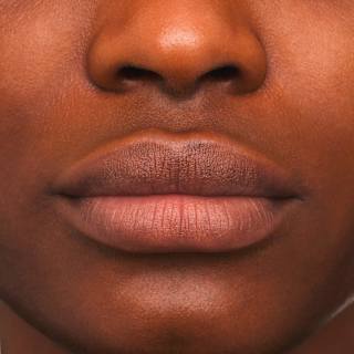 Lippenstift Glossy Glaze High Shine 01 essence