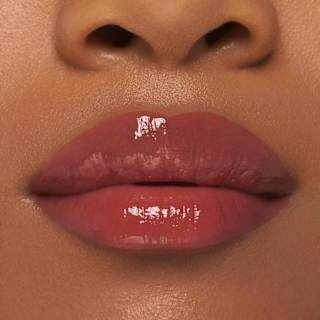 Lippenstift Glossy Glaze High Shine 05 Maple Me Crazy essence