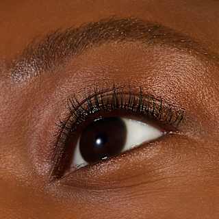 Mascara Call Me Queen Dramatic False Lash Effect Waterproof essence