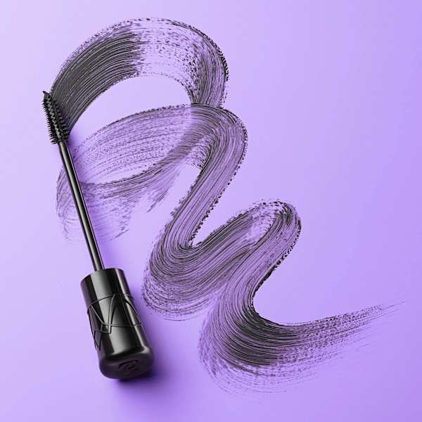 Mascara Call Me Queen Dramatic False Lash Effect  essence