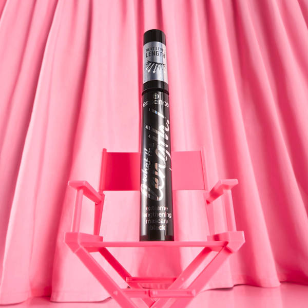 Mascara What The Length! Extreme Lengthening Black 01 Black essence