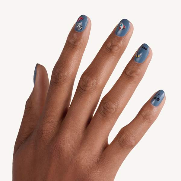 Nagelsticker Set Happiness Looks Good On You essence