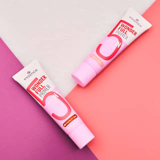 Primer Wonder Full 5in1 20 Medium-Dark essence