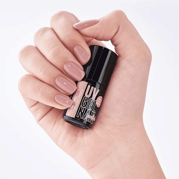 UV Nagellack Studio Nails UV Gel Nail 104 Need A Hug? essence