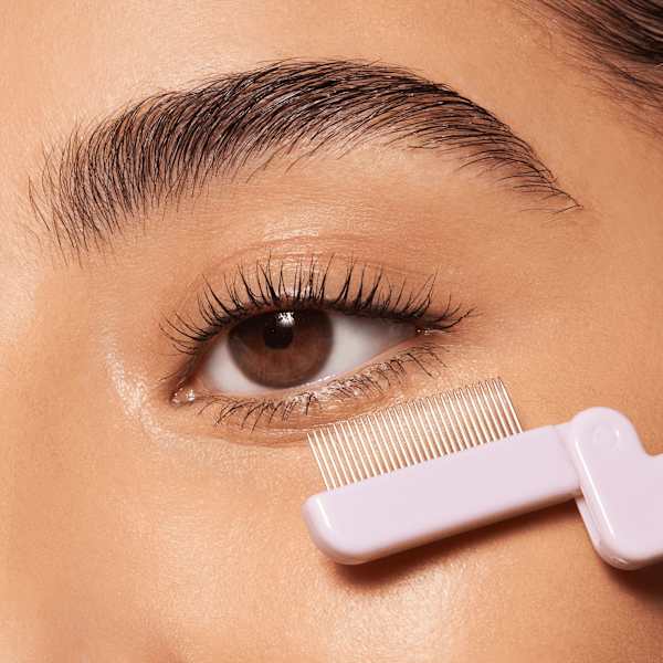 Wimpernkamm essence