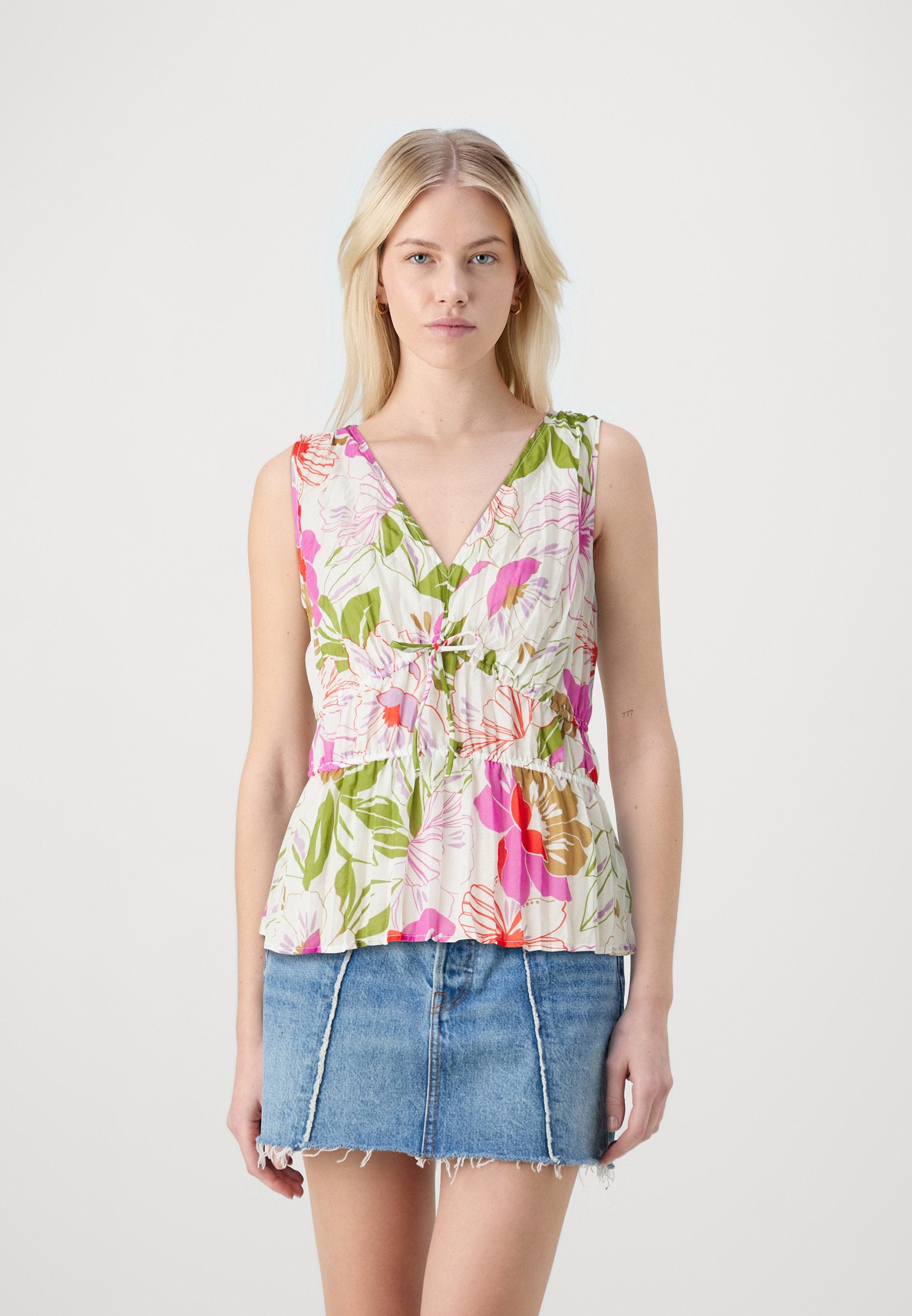 GAP CINCHED WAIST CRINKLE