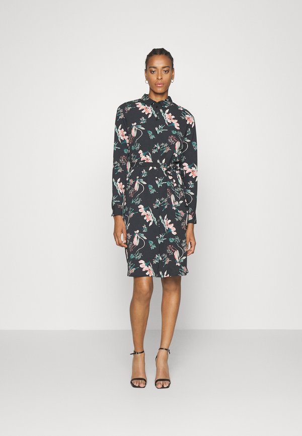 Vero Moda Tall VMSAGA DRESS