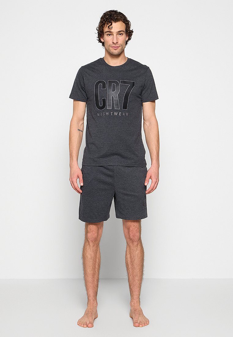 PYJAMAS/SHORTS SET Media 1
