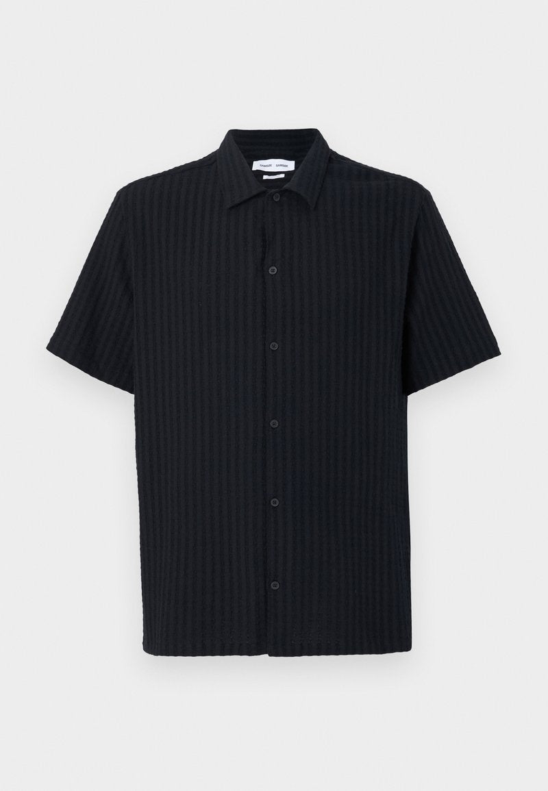 AVAN SHIRT Media 1